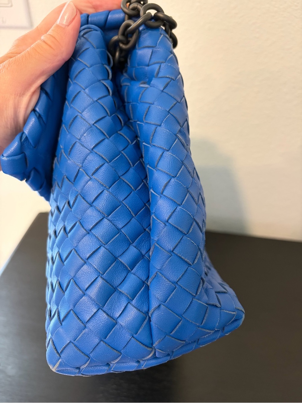 Bottega Veneta Blue Intrecciato Leather Large Olimpia Bag - Picture 4 of 16